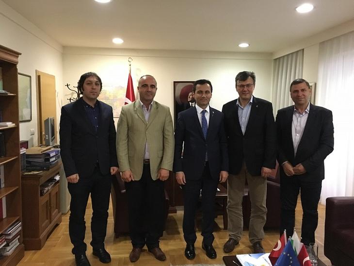 Посещение турецкого населения в Болгарии рабочей группой турецкого меньшинства/сообщества ФСЕНМ