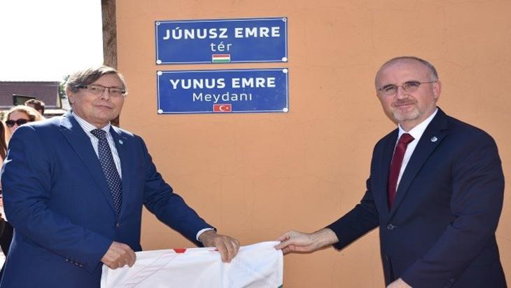 Yunus Emre'nin ismi Macaristan'da bir meydana verildi