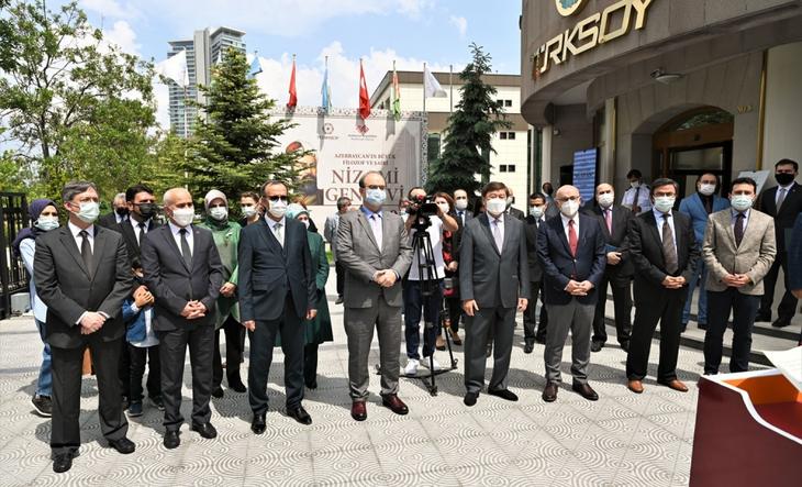 TÜRKSOY’da, Yunus Emre'nin vefatının 700. yılına ithafen “Gel Gör Beni” sergisi düzenlendi